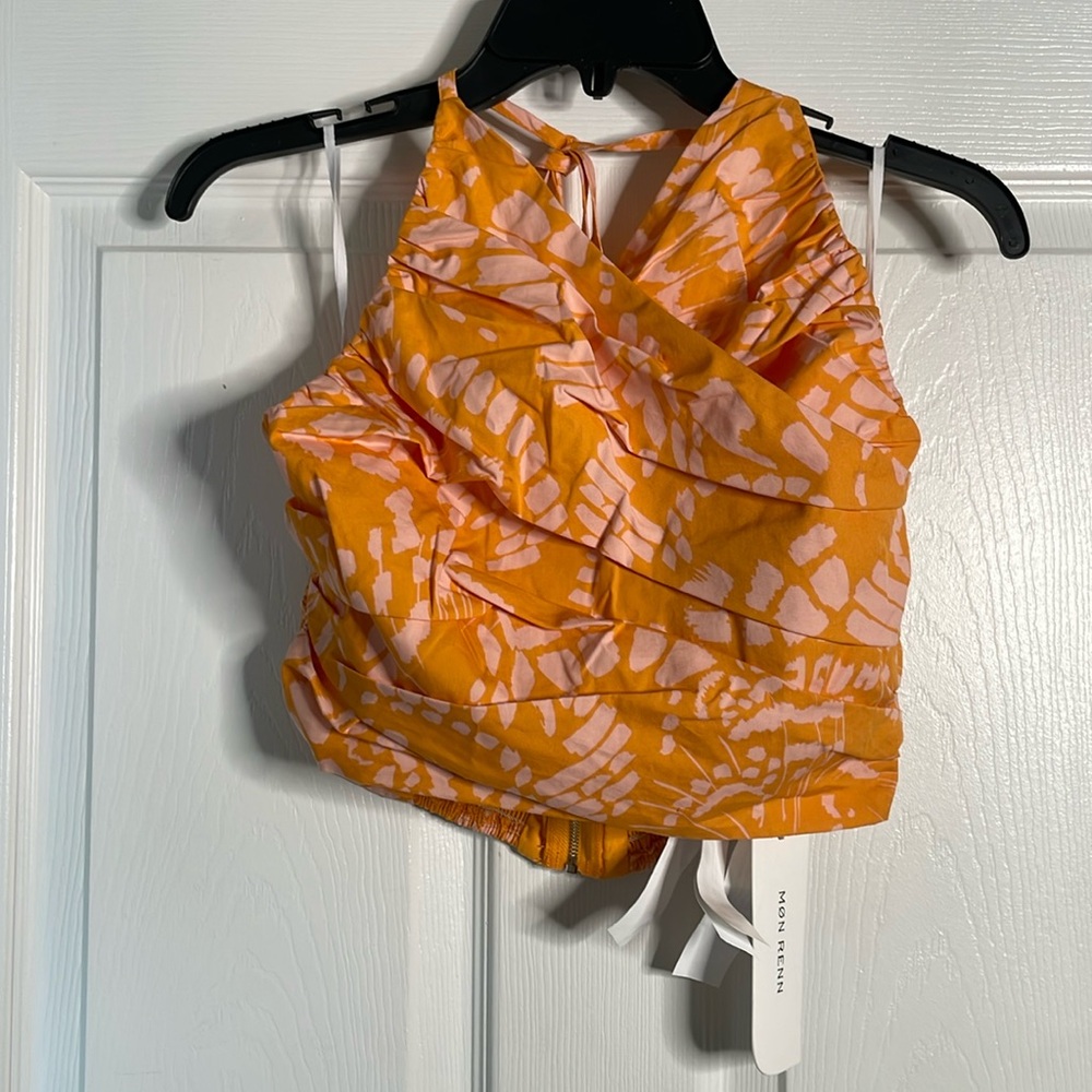 NWT Mon Renn Monarch halter crop top